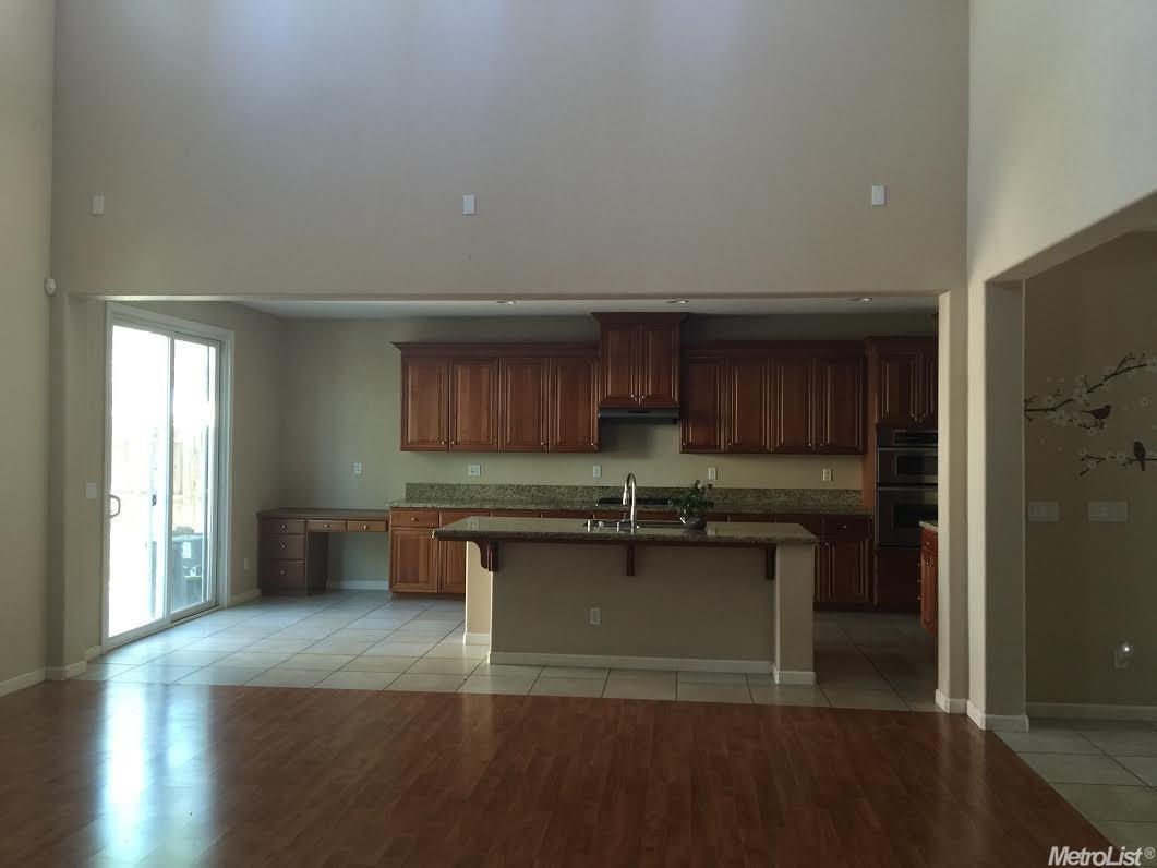 2804 Espana Ln, Modesto, CA 95355 photo 5