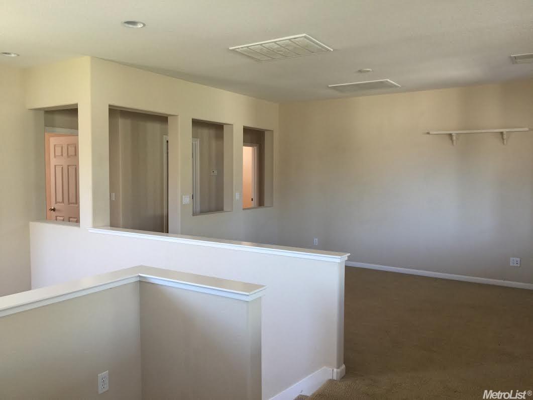 2804 Espana Ln, Modesto, CA 95355 photo 8