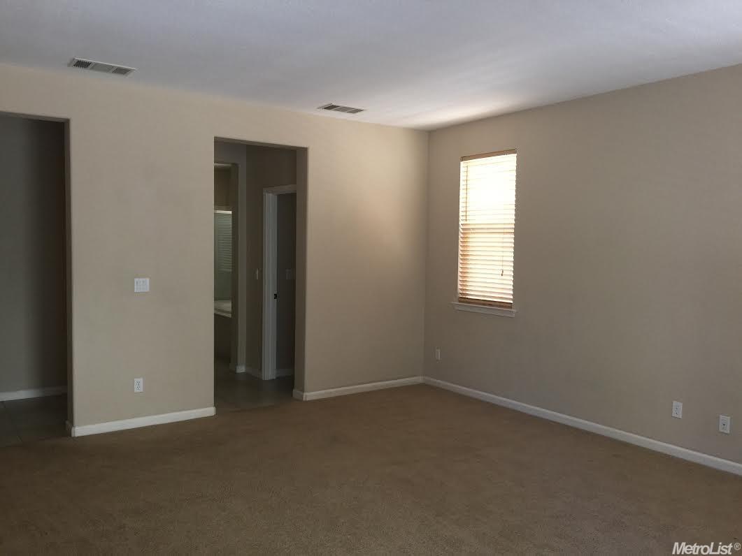 2804 Espana Ln, Modesto, CA 95355 photo 11
