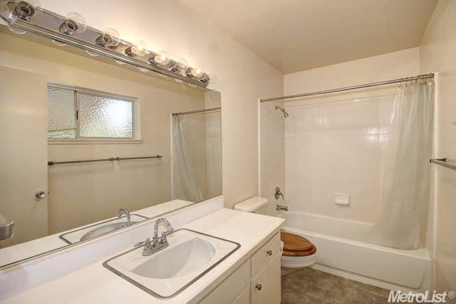 908 Fordham Dr, Davis, CA 95616 photo 14