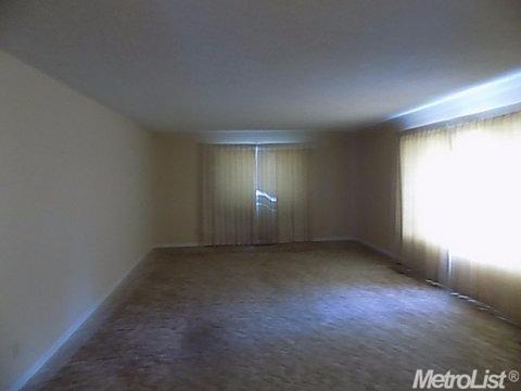 2098 Brookdale Dr, Merced, CA 95340 photo 6
