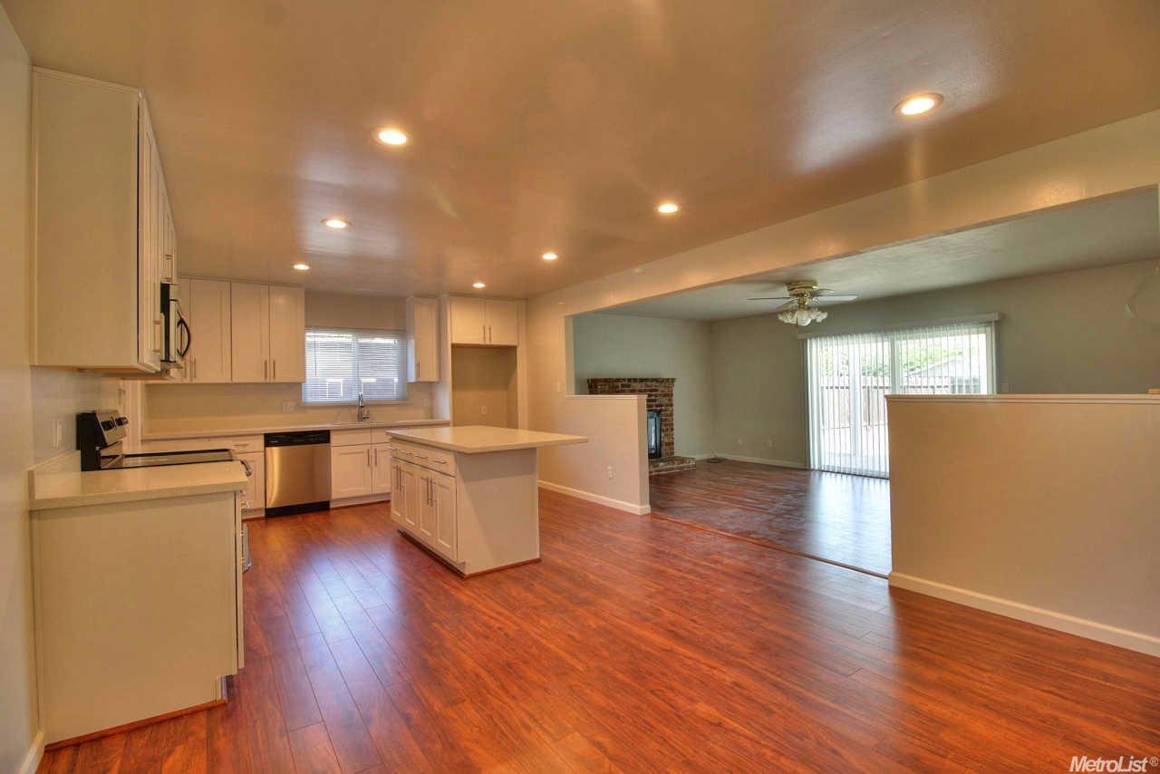 224 Raven Ct, Modesto, CA 95350 photo 3