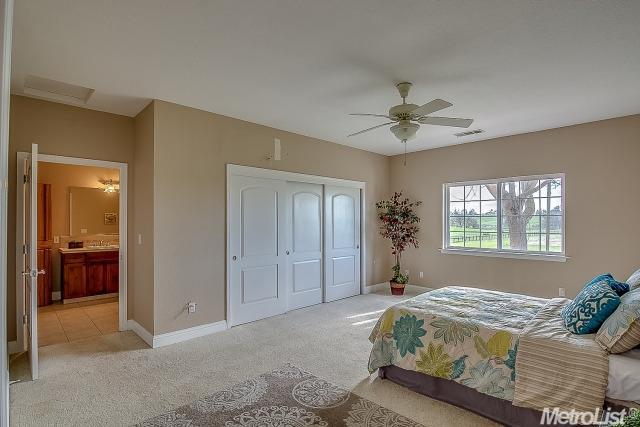 18580 E Rodeo Dr, Clements, CA 95227 photo 21
