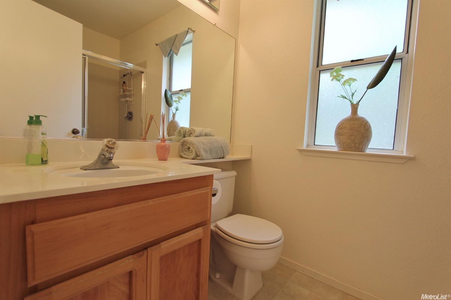 5772 Summit Dr, Rocklin, CA 95765 photo 19