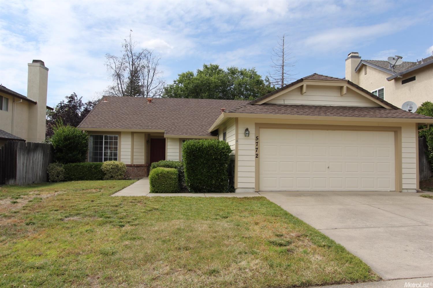 5772 Summit Dr, Rocklin, CA 95765 photo 1