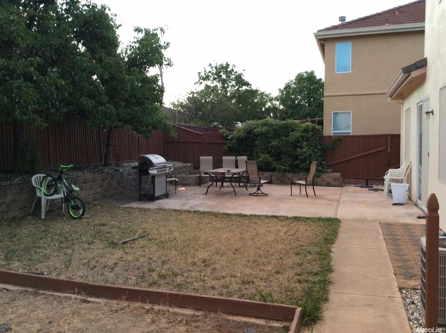 7761 Hyde Park Cir, Antelope, CA 95843 photo 3