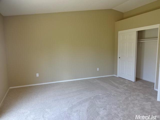 64 El Verano St, Merced, CA 95341 photo 9