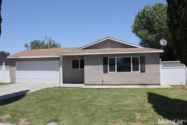 525 Somoa Ln, Lathrop, CA 95330 photo 1