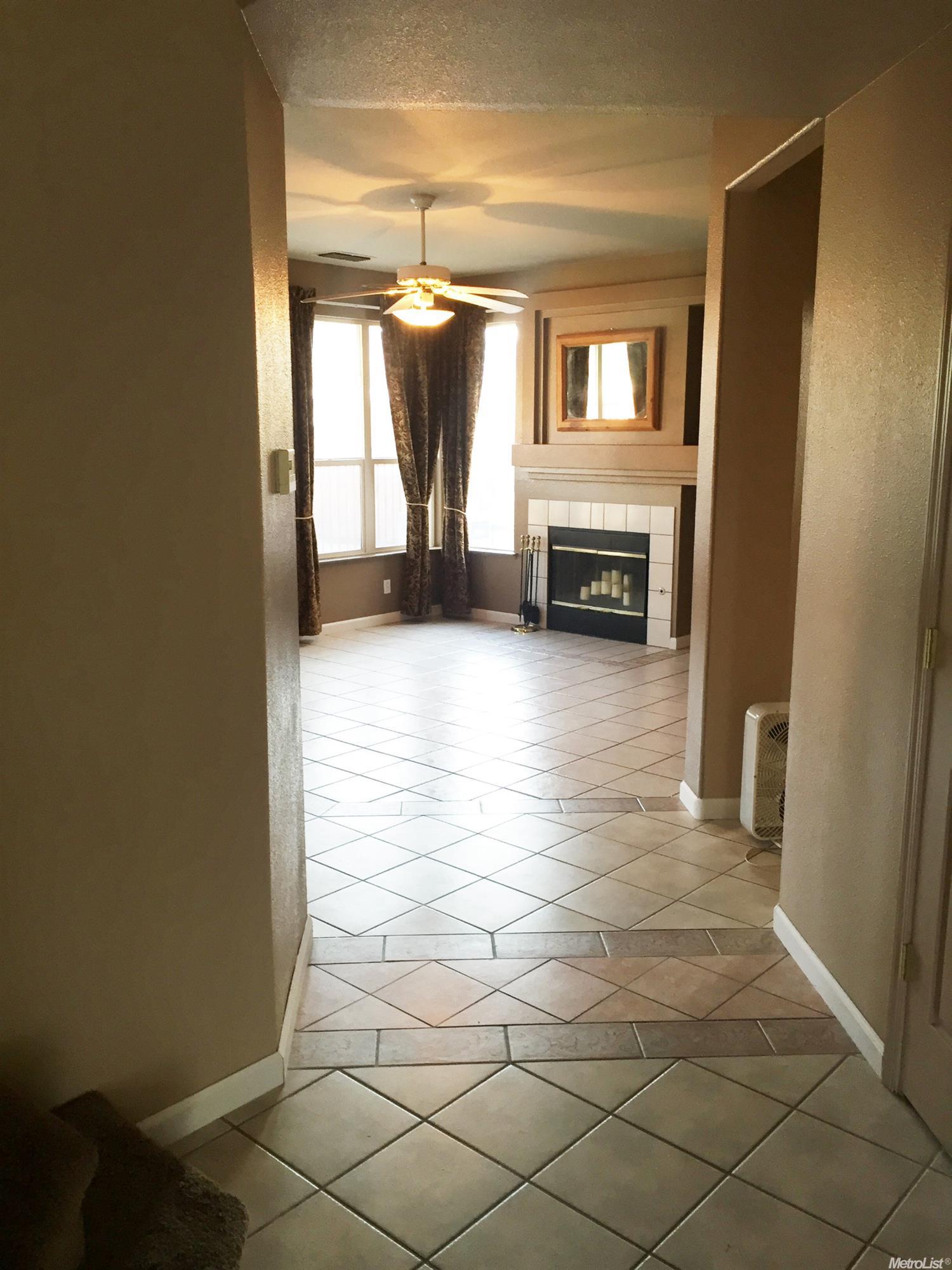 3720 Jarena Dr, Modesto, CA 95357 photo 9
