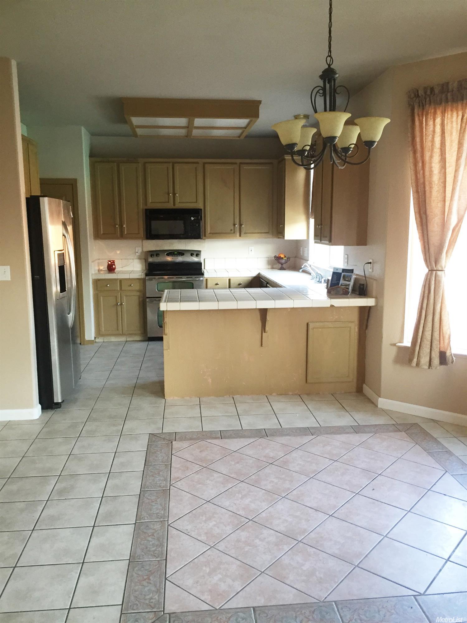 3720 Jarena Dr, Modesto, CA 95357 photo 6