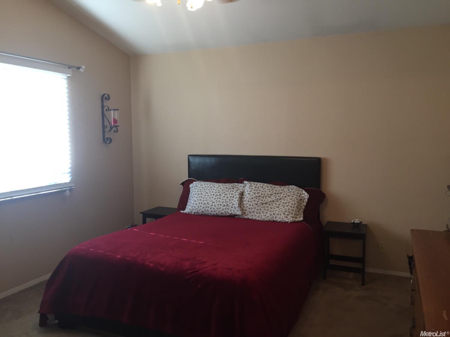 1829 Cashmere Dr, Modesto, CA 95355 photo 2