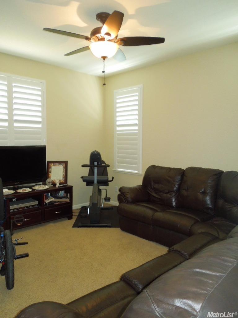 3004 Montgomery Ln, Modesto, CA 95355 photo 18