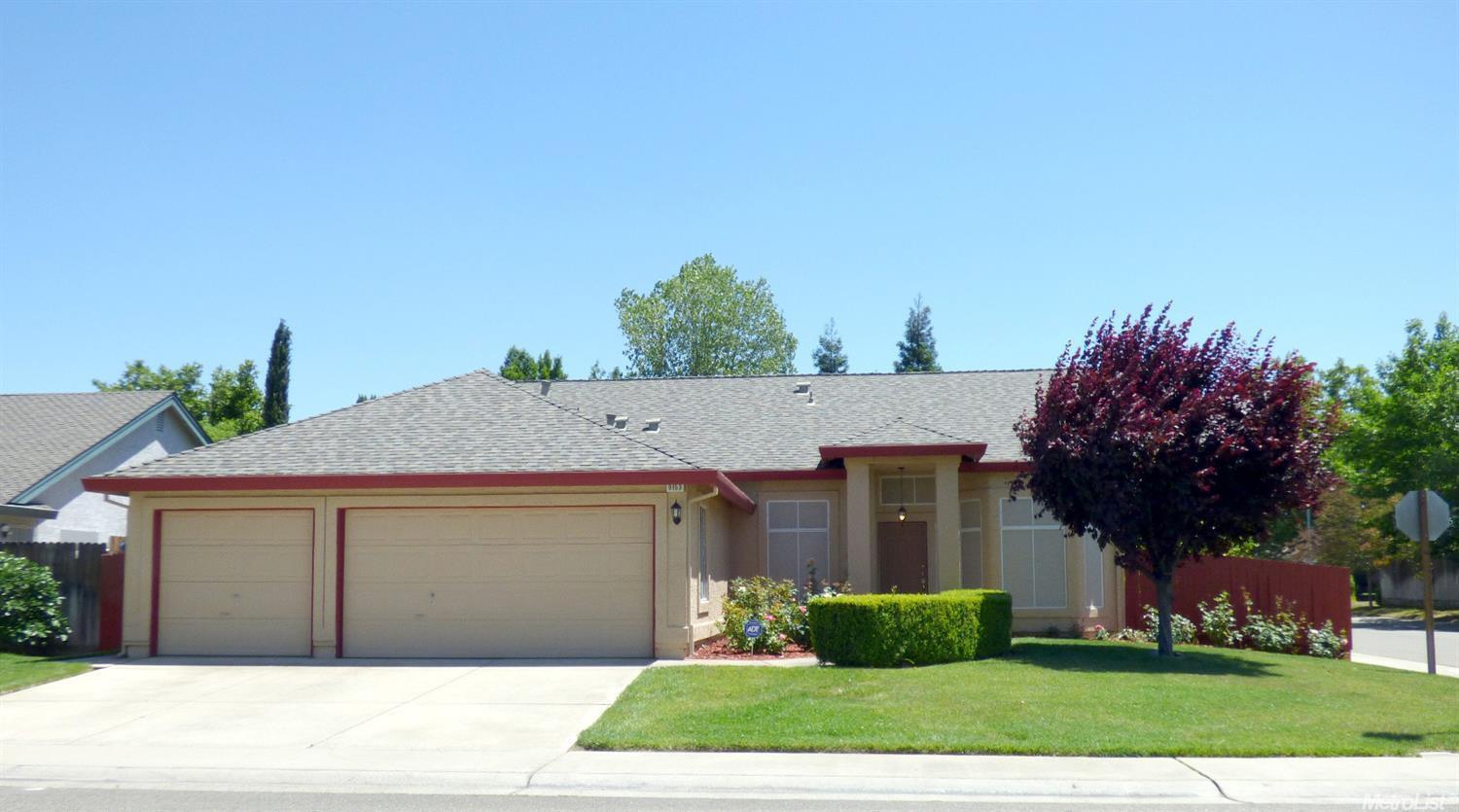9153 Palmerson Dr, Antelope, CA 95843 photo 1