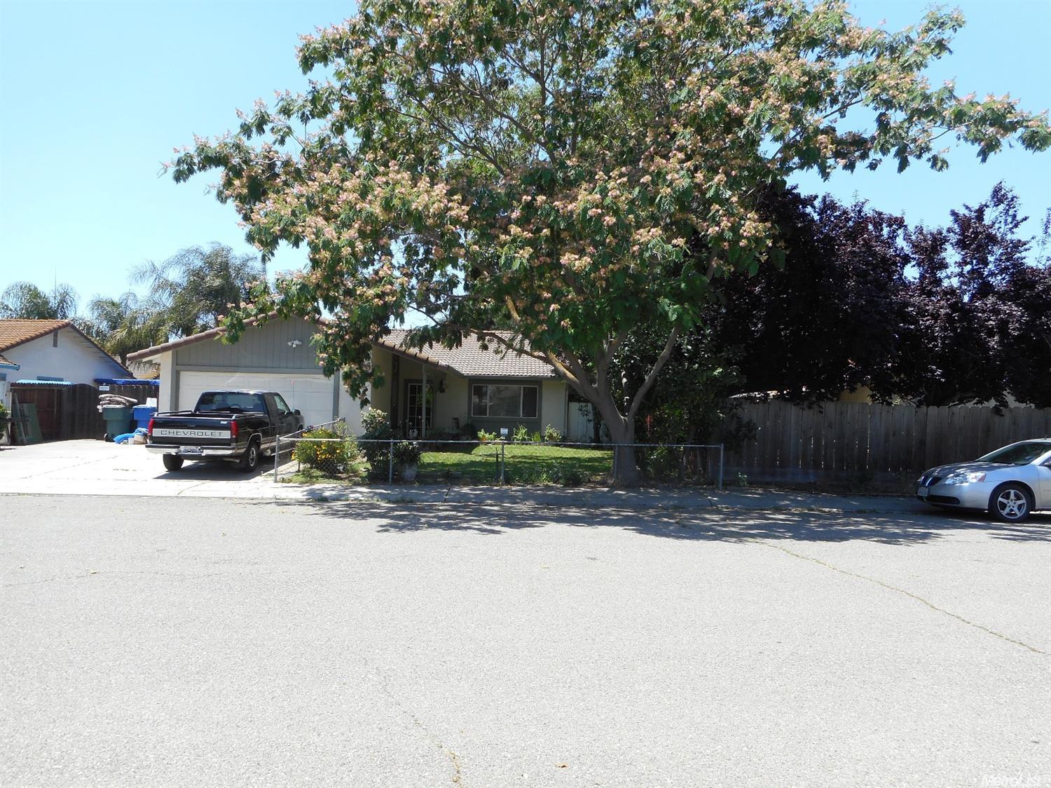 1967 Oldham Pl, Manteca, CA 95336 photo 1