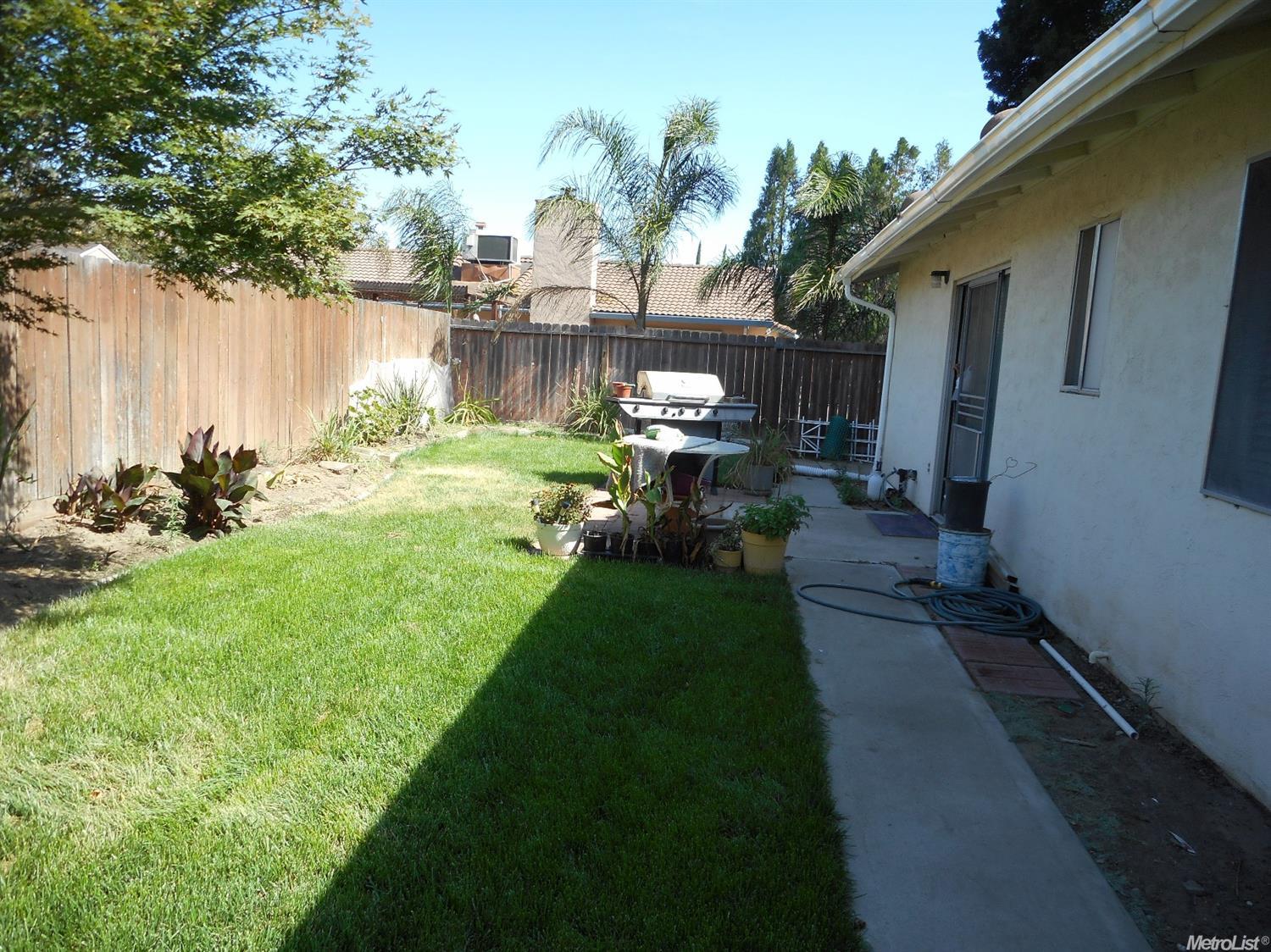 1967 Oldham Pl, Manteca, CA 95336 photo 12