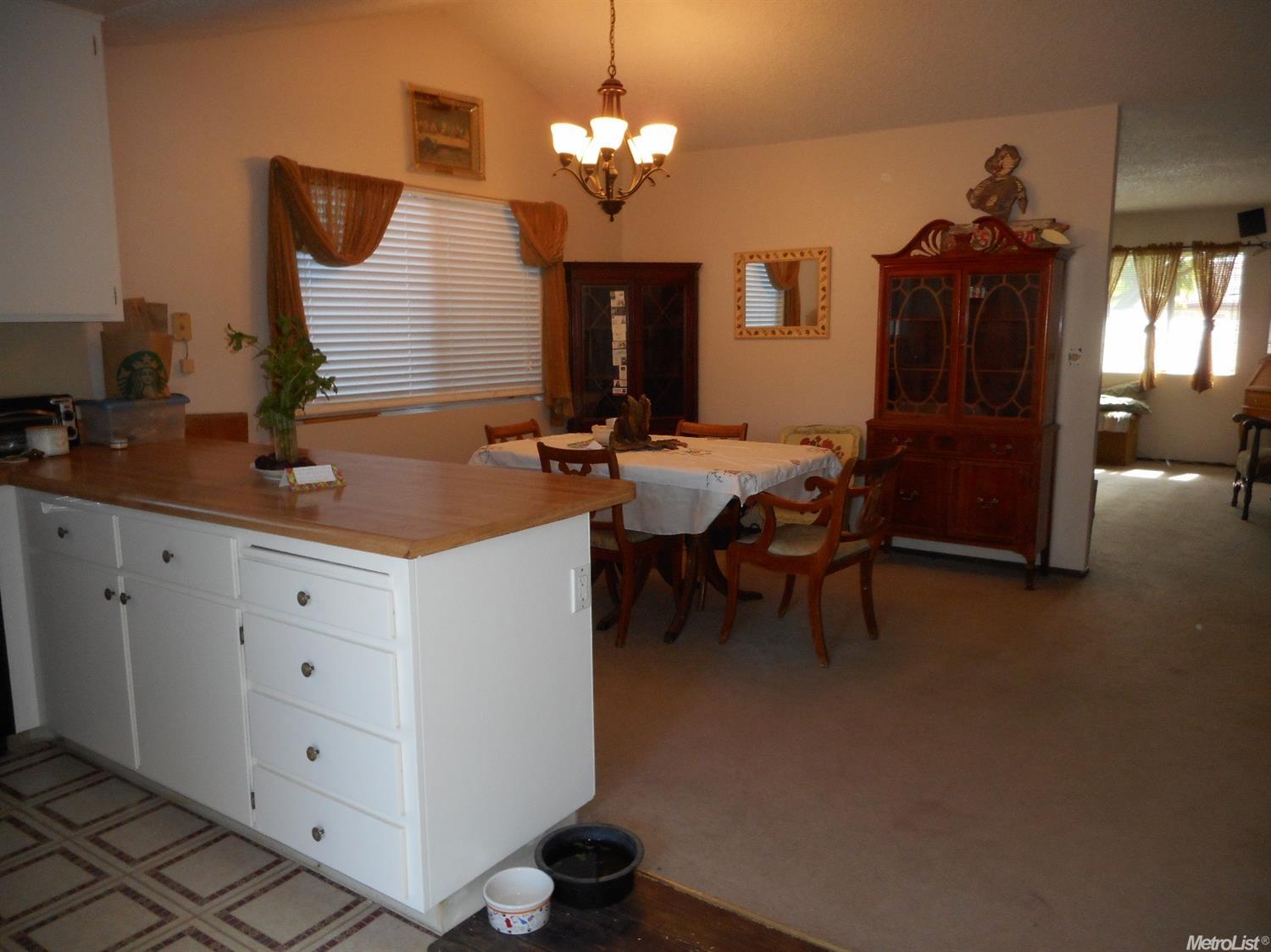 1967 Oldham Pl, Manteca, CA 95336 photo 5