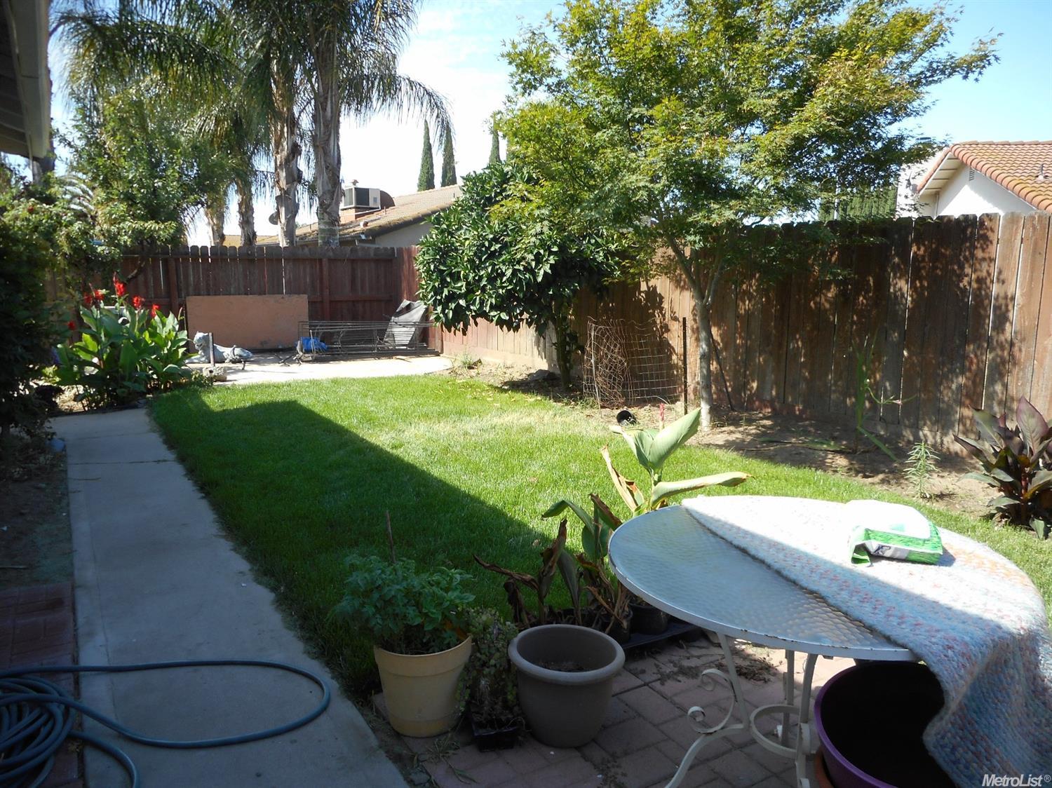 1967 Oldham Pl, Manteca, CA 95336 photo 11