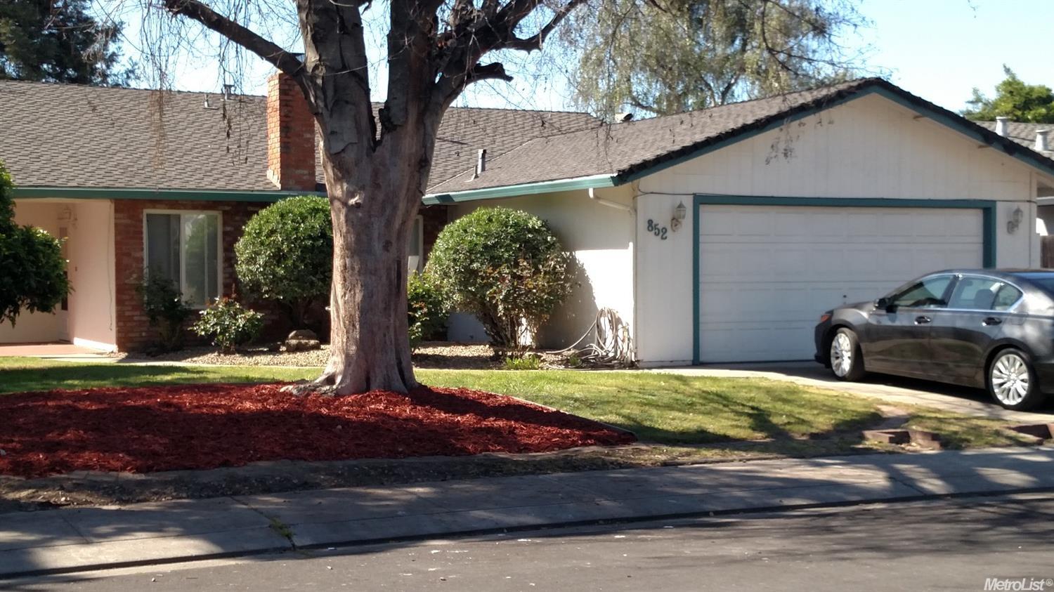 852 Pebble Way, Manteca, CA 95336 photo 1