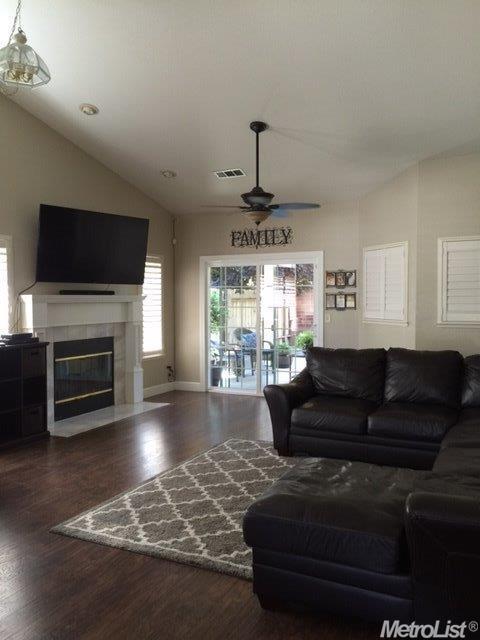 2041 Squire Way, Lodi, CA 95240 photo 8