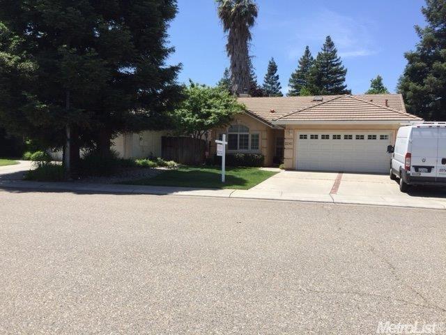 2041 Squire Way, Lodi, CA 95240 photo 1