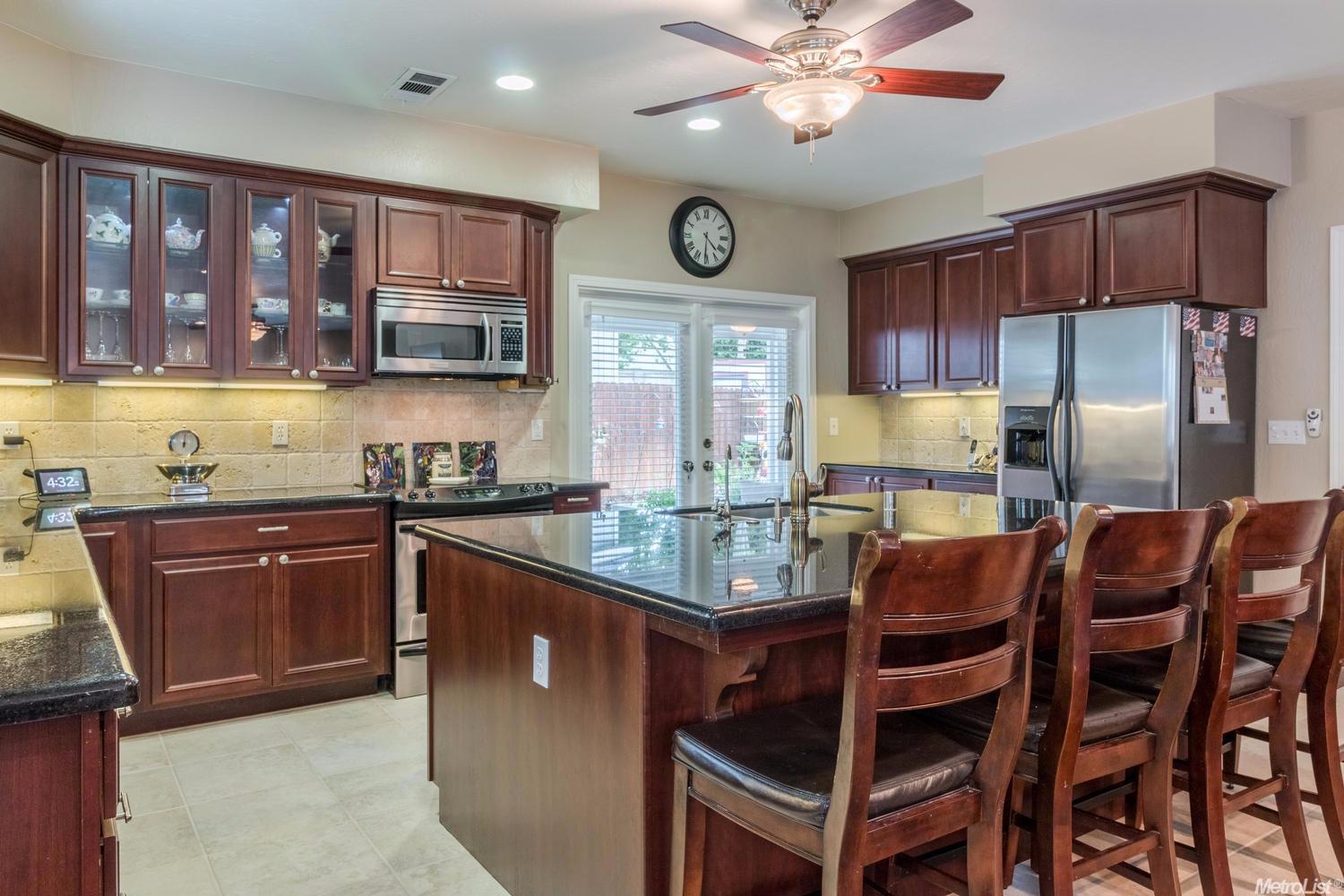 690 Potsgrove Pl, Tracy, CA 95377 photo 8