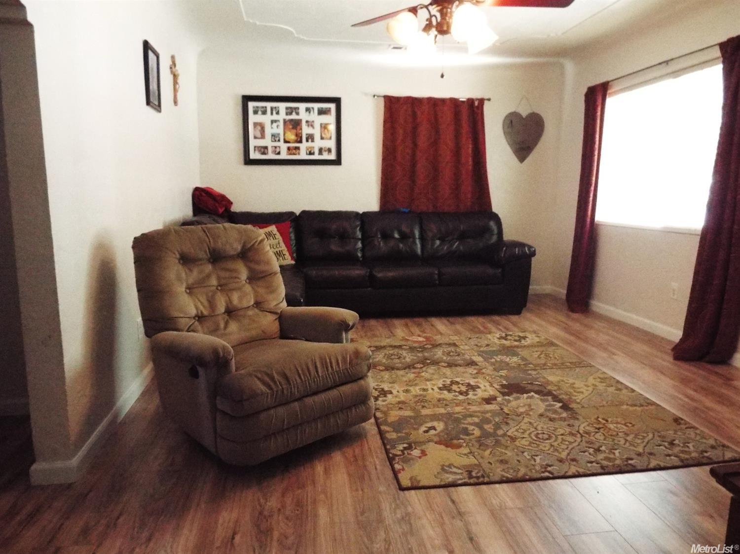 12 S 6th St, Patterson, CA 95363 photo 3