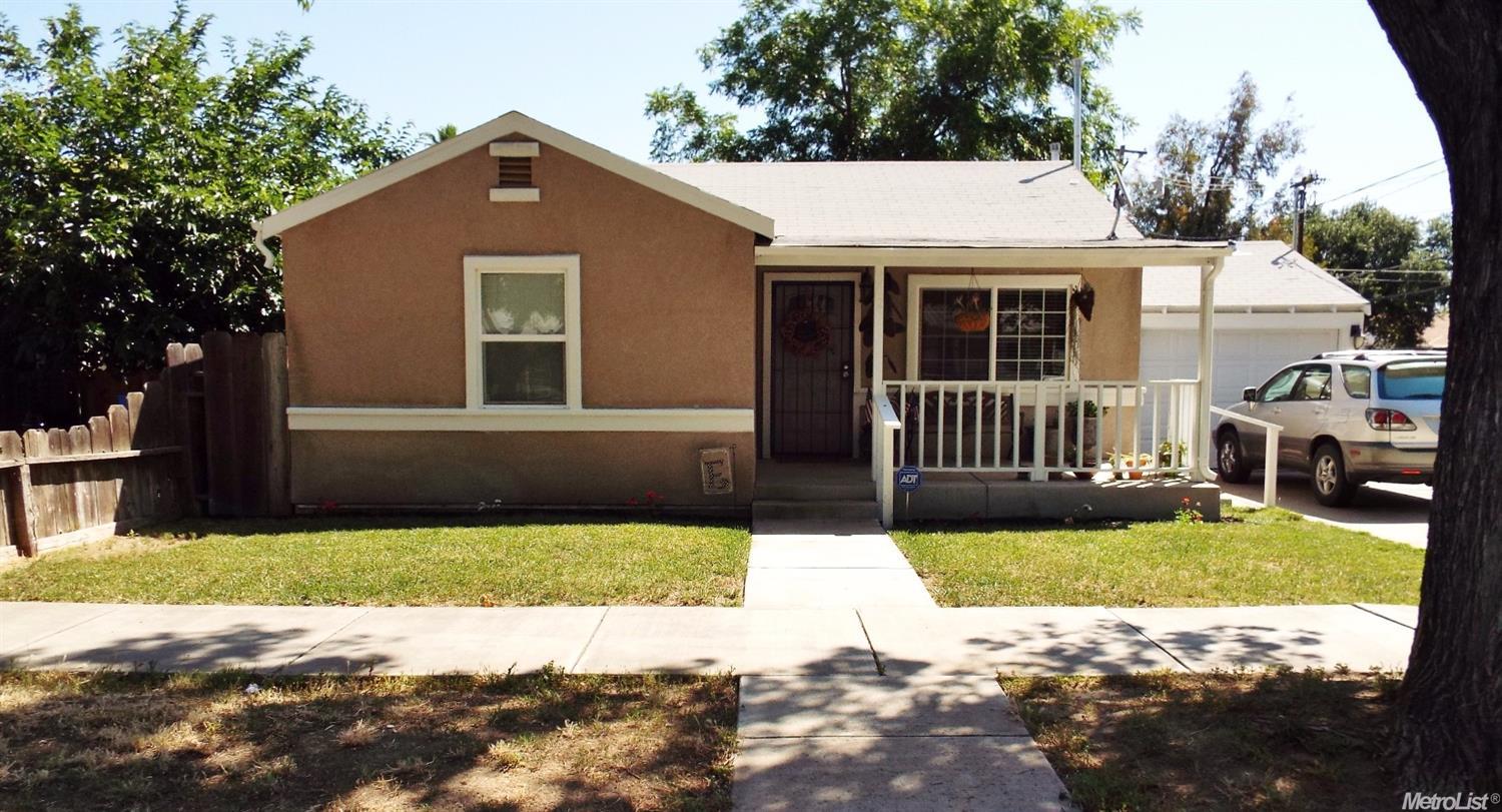 12 S 6th St, Patterson, CA 95363 photo 1