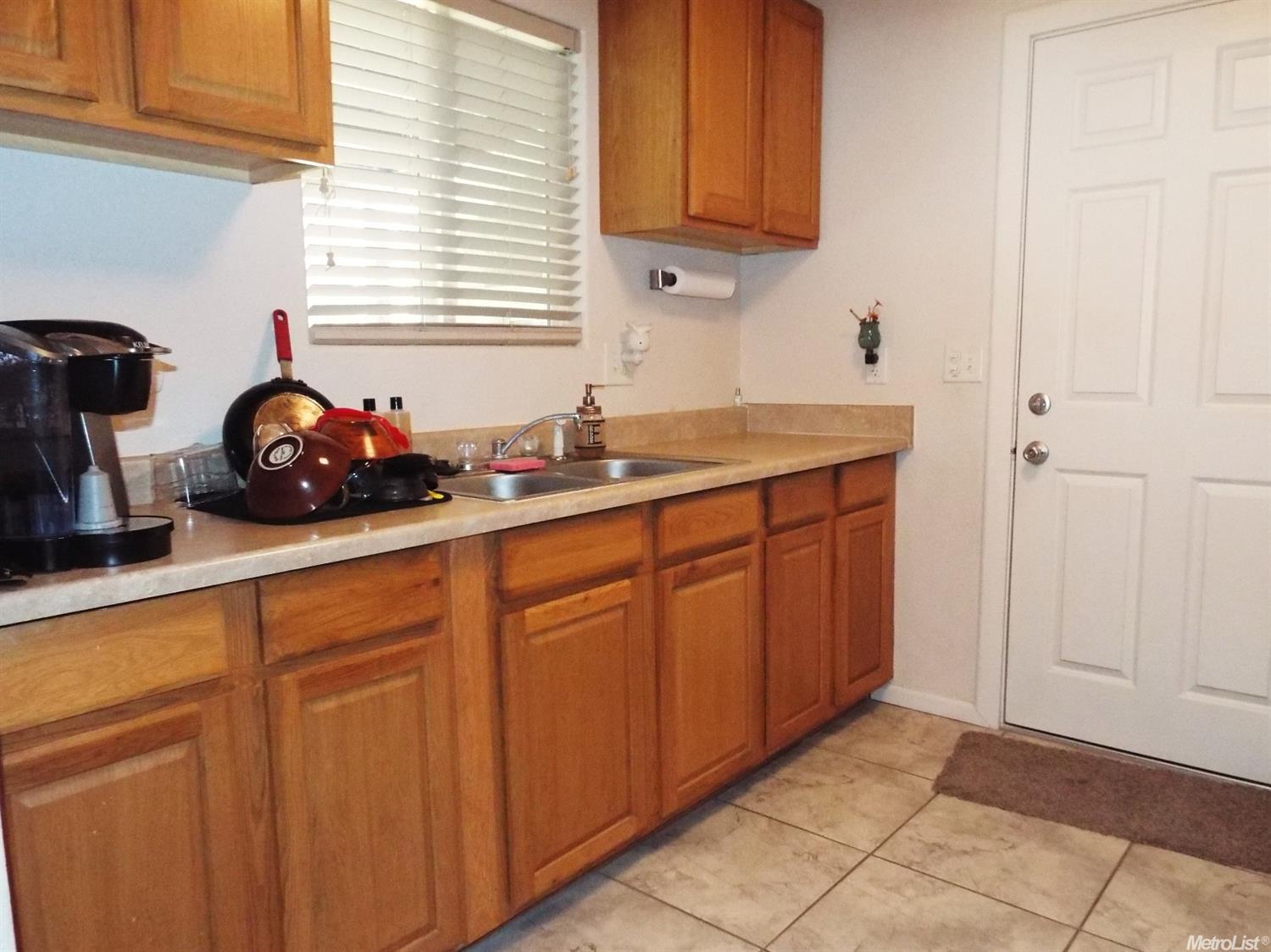 12 S 6th St, Patterson, CA 95363 photo 6