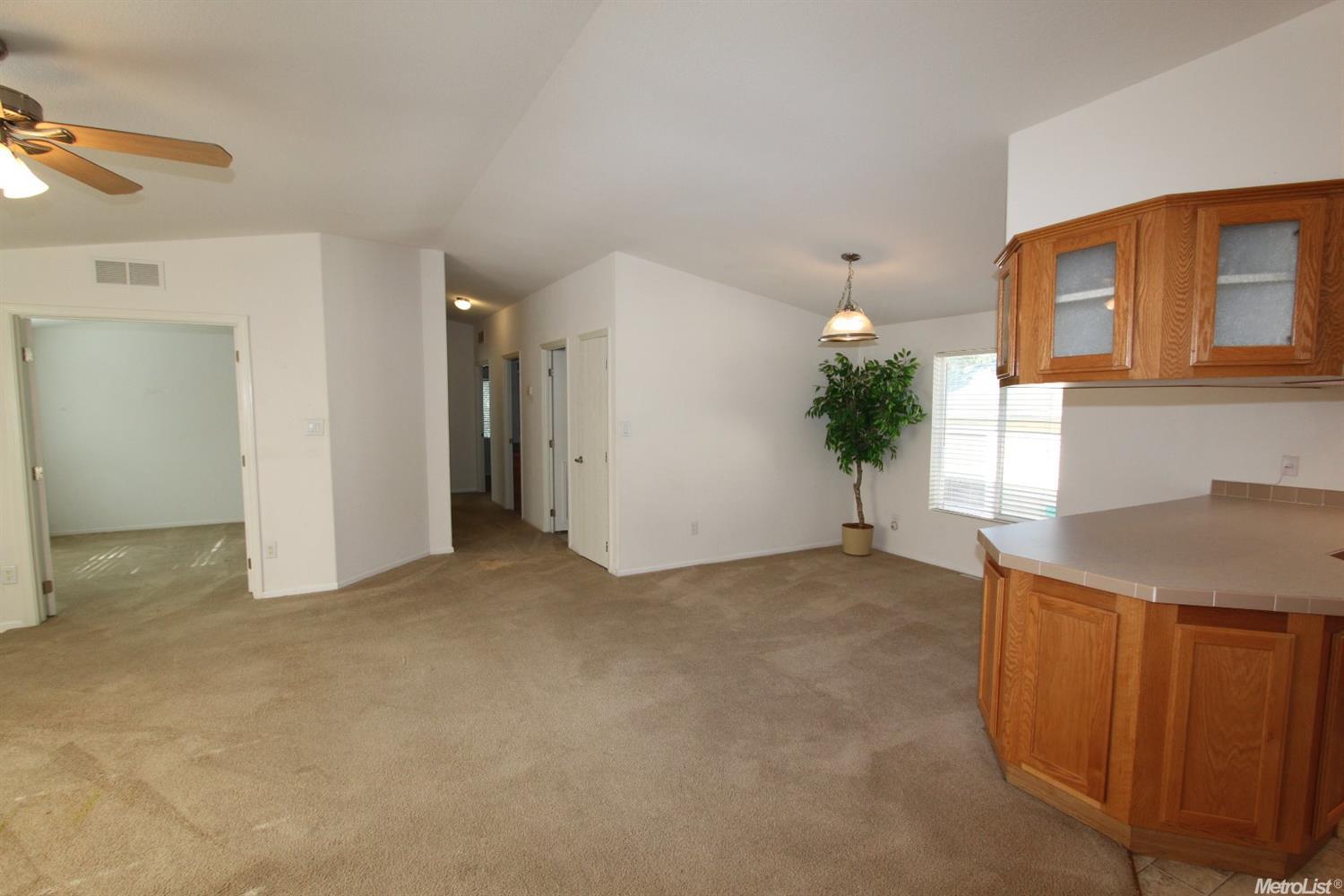 6237 Sutter Ave, Carmichael, CA 95608 photo 5