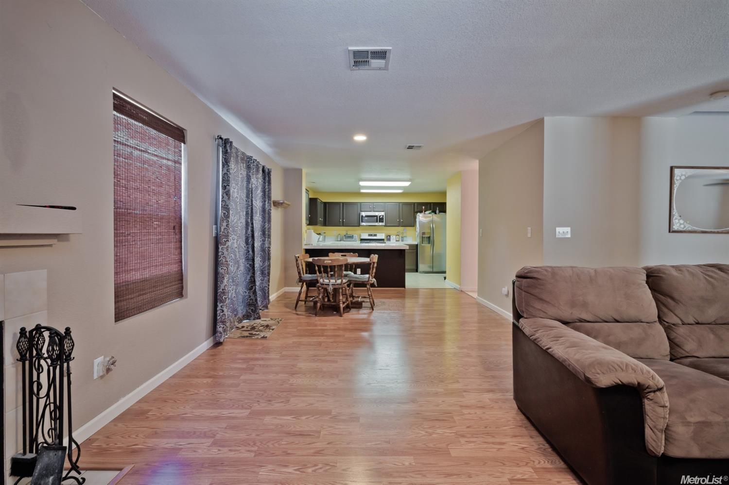 449 Peregrine Dr, Patterson, CA 95363 photo 9