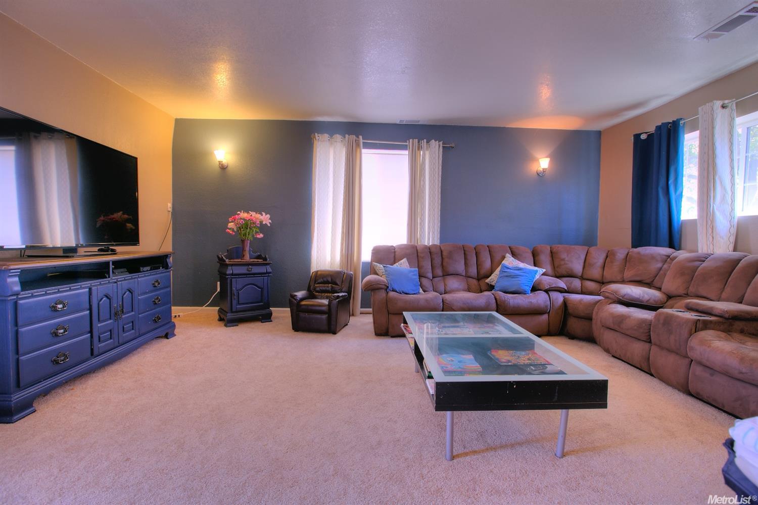 279 Marty Dr, Manteca, CA 95336 photo 9
