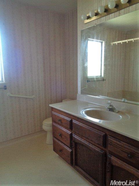 1412 Brannon Ave, Modesto, CA 95350 photo 12