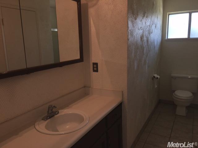 3105 Julia Way, Modesto, CA 95350 photo 7