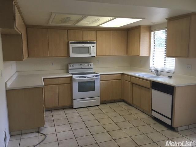 3105 Julia Way, Modesto, CA 95350 photo 2