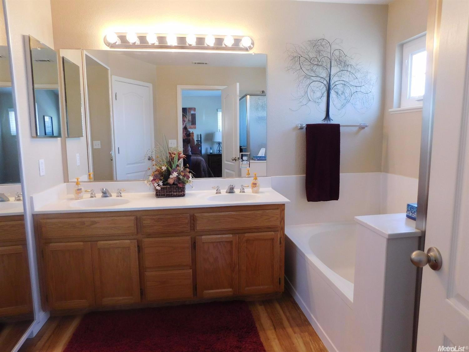 1908 Hastings, Manteca, CA 95336 photo 18