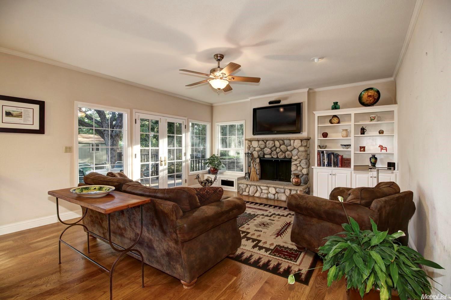 6440 Meadowhill Ct, Carmichael, CA 95608 photo 4