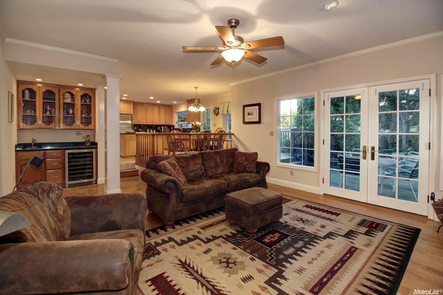 6440 Meadowhill Ct, Carmichael, CA 95608 photo 5