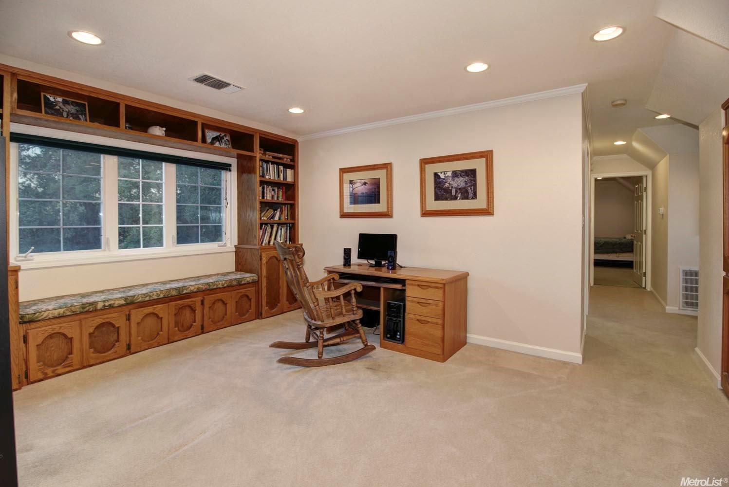 6440 Meadowhill Ct, Carmichael, CA 95608 photo 15