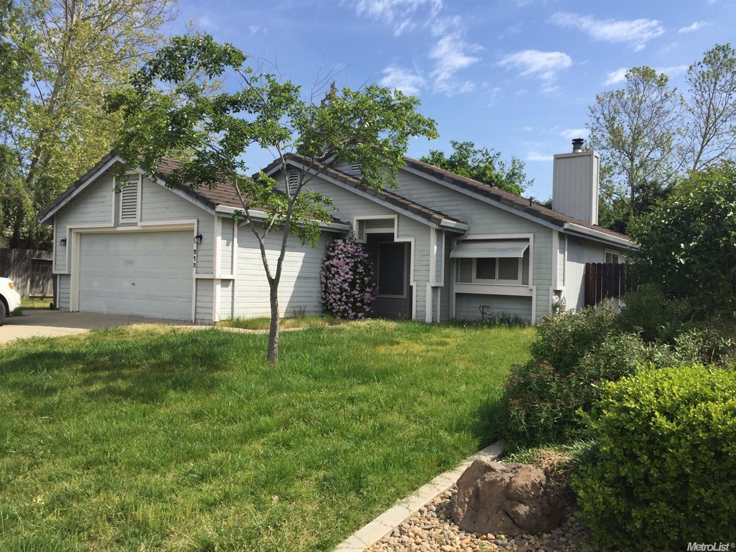 213 Sparrow Dr, Galt, CA 95632 photo 1