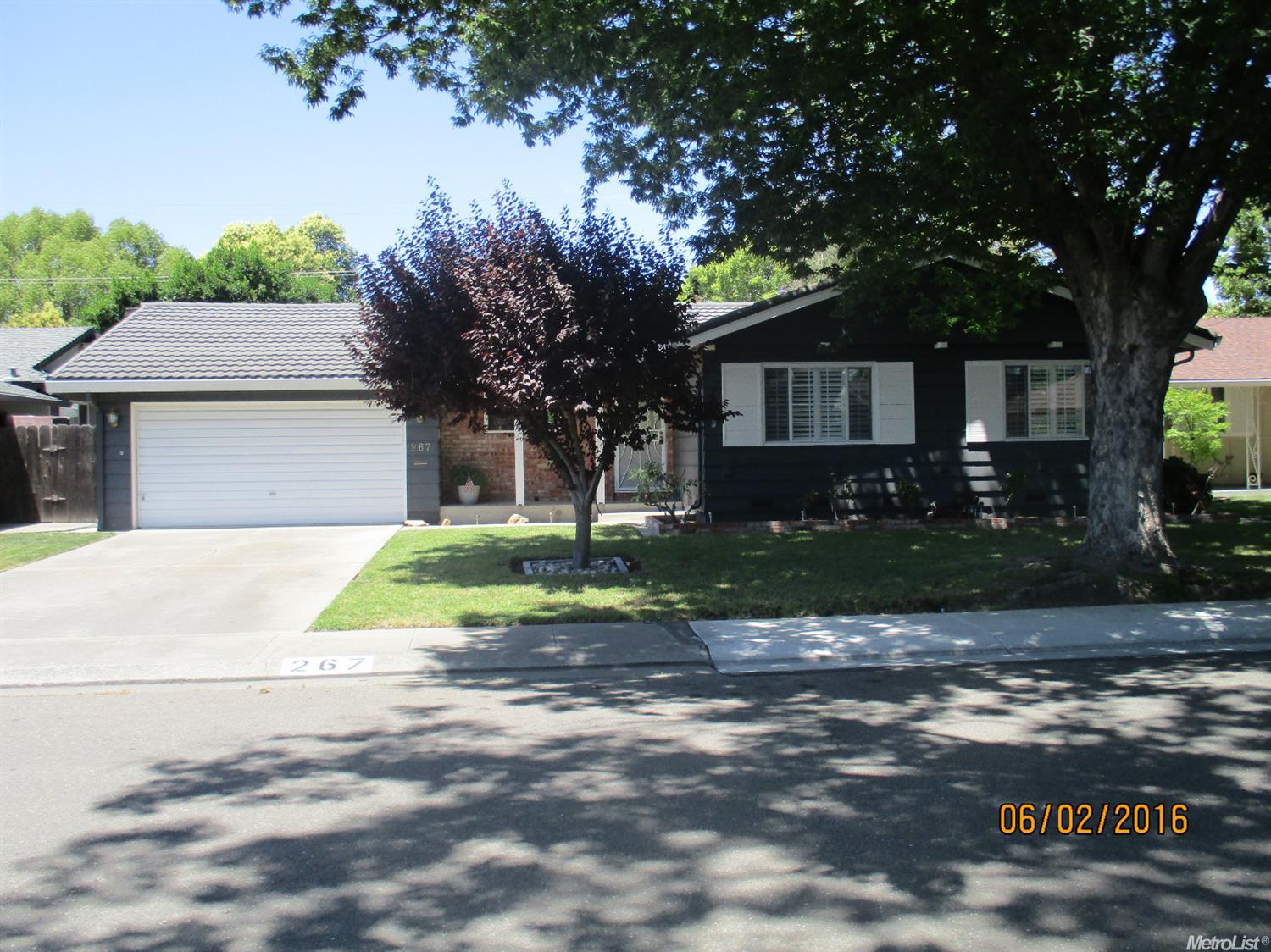 267 E Lancaster Dr, Stockton, CA 95207 photo 1