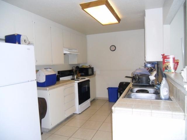 617 Periwinkle Dr, Patterson, CA 95363 photo 5