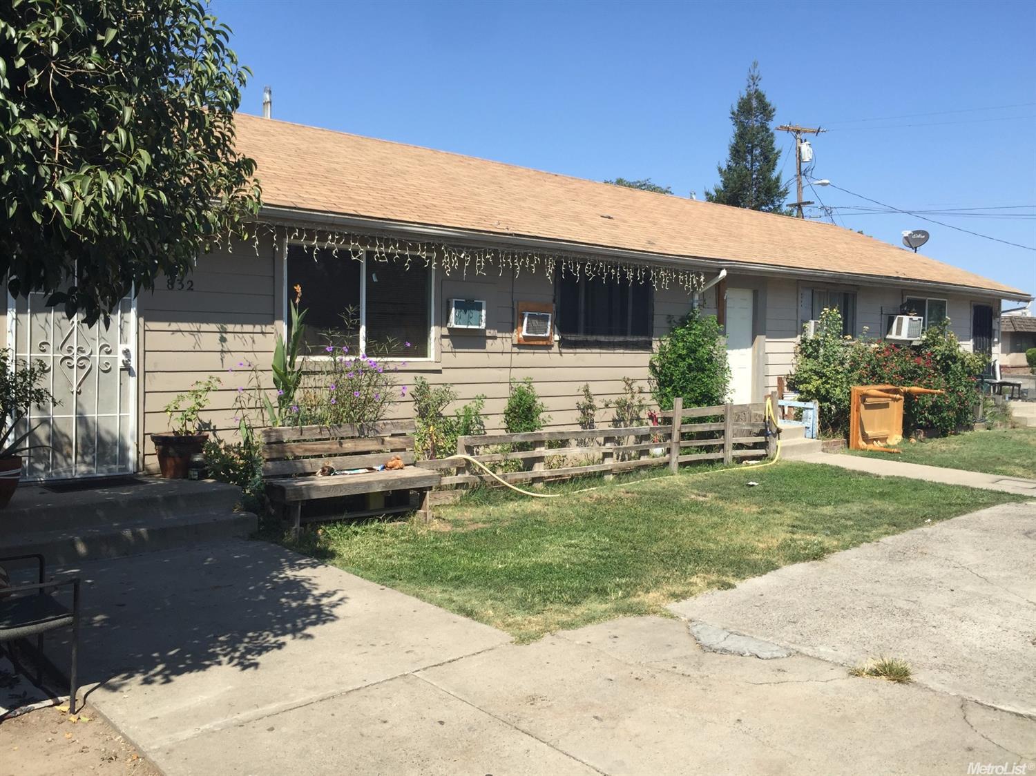 830 Wakefield Rd, Turlock, CA 95380 photo 3