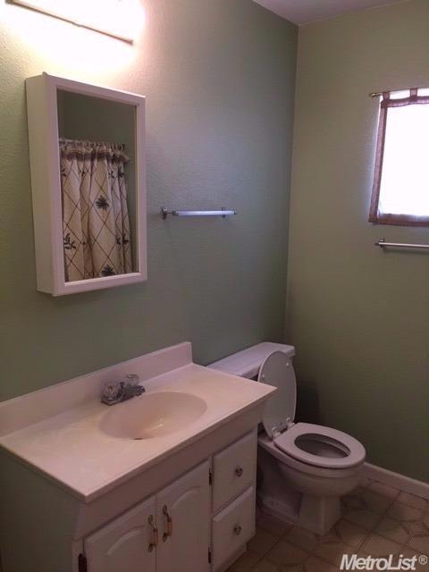 1513 Windgate Dr, Manteca, CA 95336 photo 6