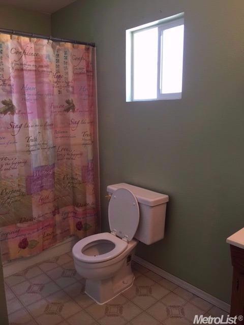1513 Windgate Dr, Manteca, CA 95336 photo 5