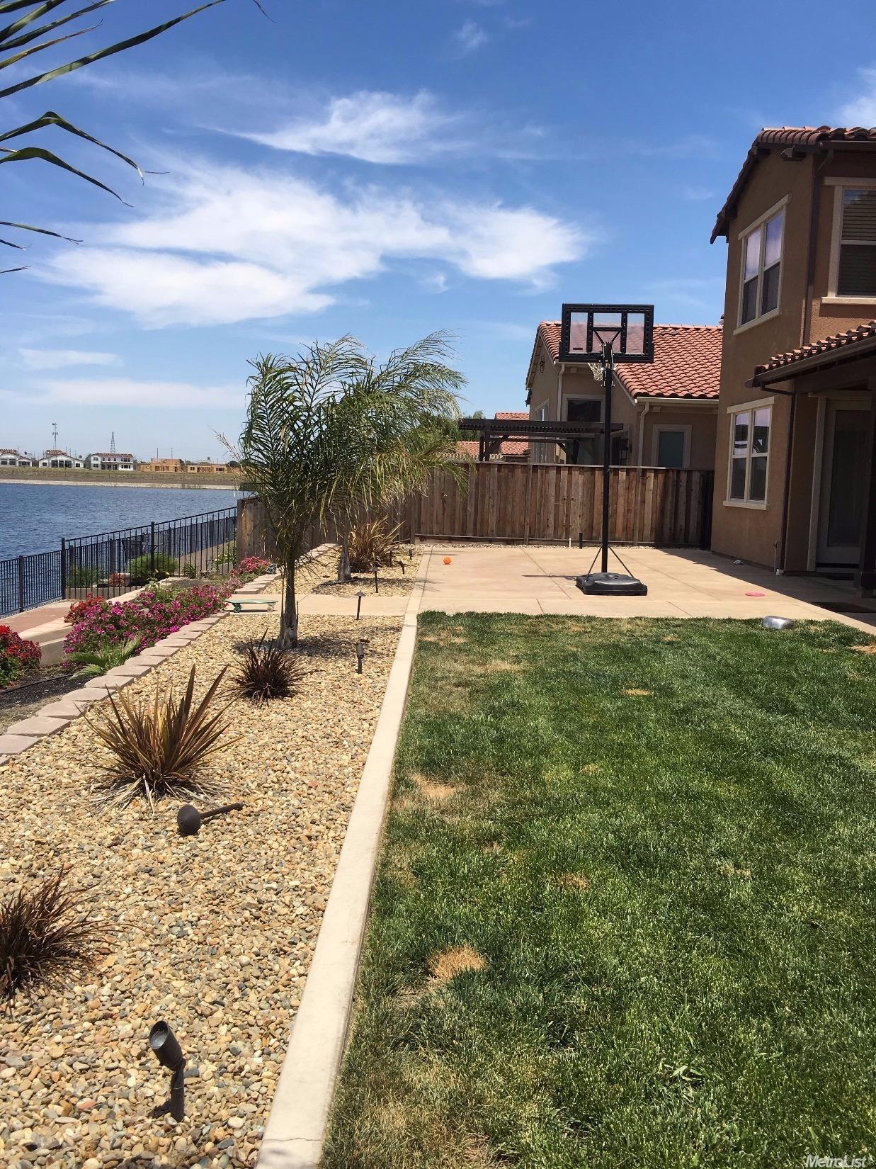 1503 Como Dr, Manteca, CA 95337 photo 25