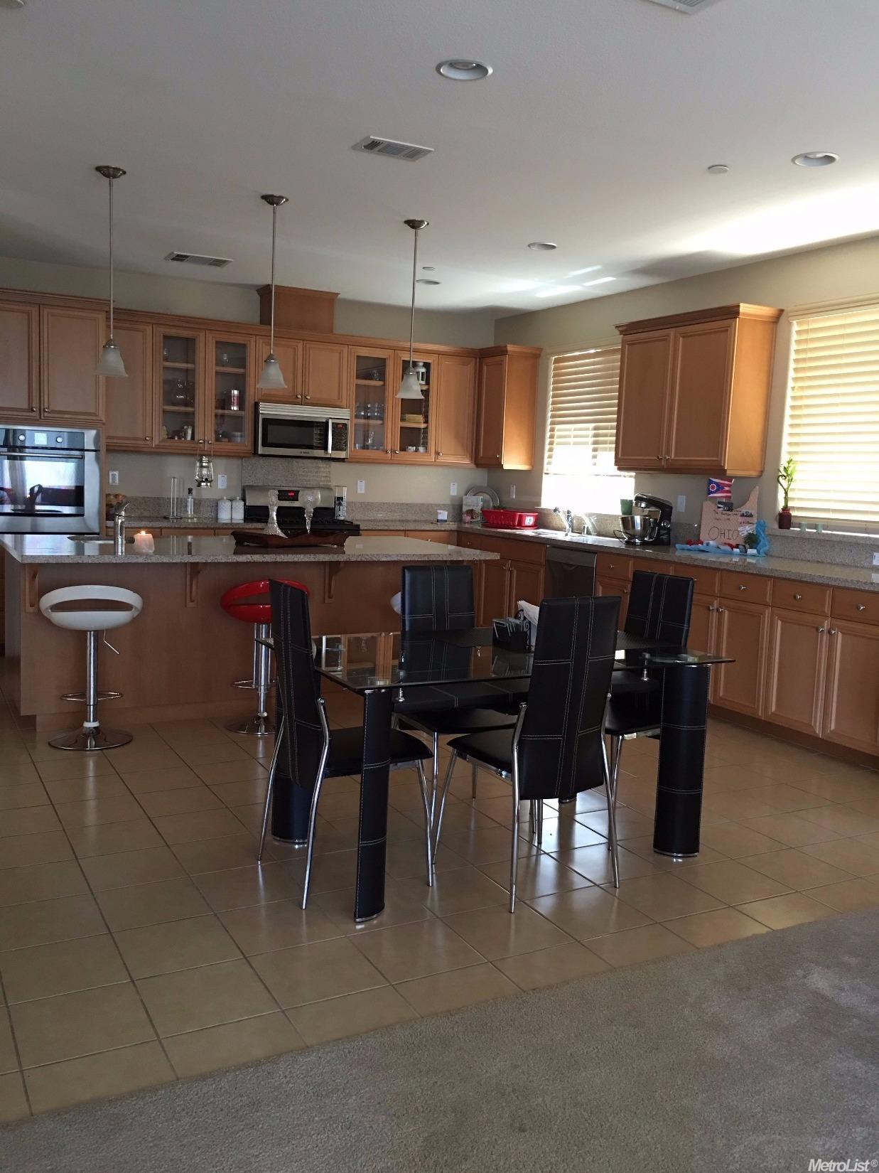 1503 Como Dr, Manteca, CA 95337 photo 9