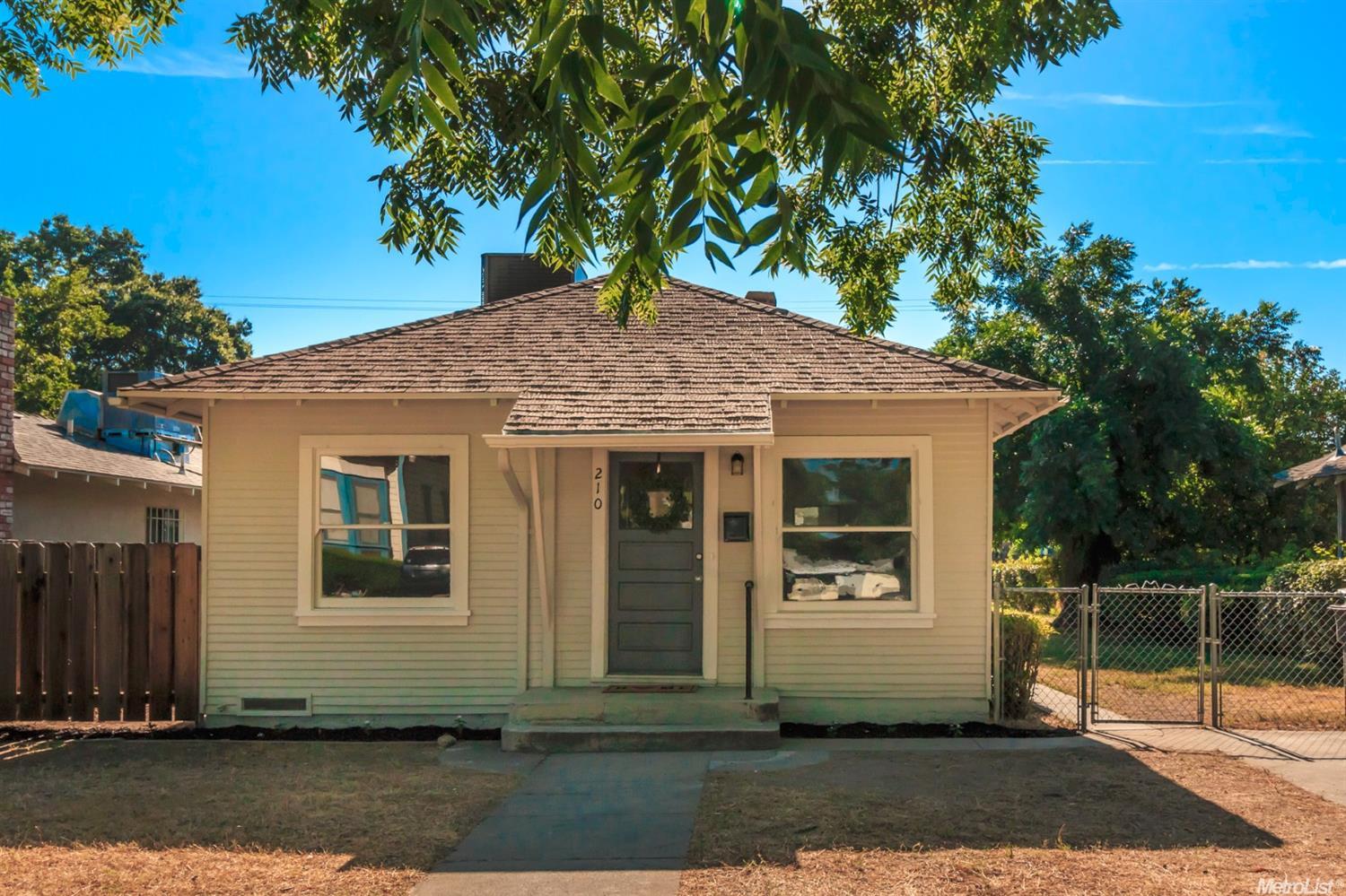 210 Semple St, Modesto, CA 95354 photo 4