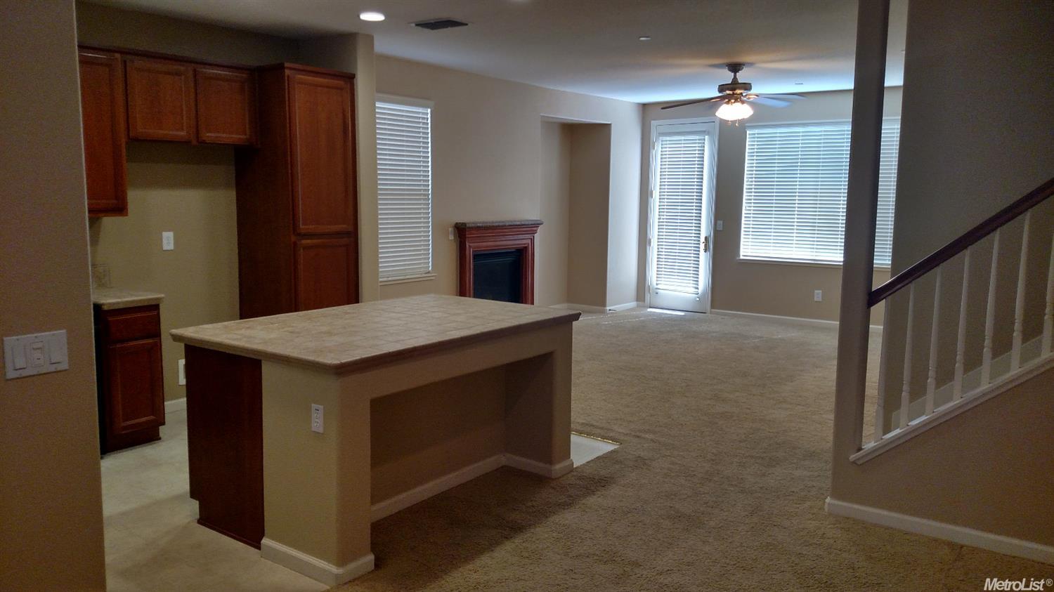 901 W Courtyards Loop, Lincoln, CA 95648 photo 2