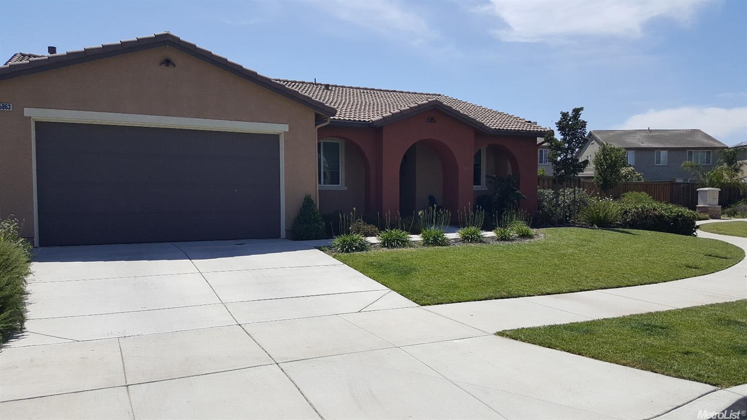 15863 Four Corners Ct, Lathrop, CA 95330 photo 2