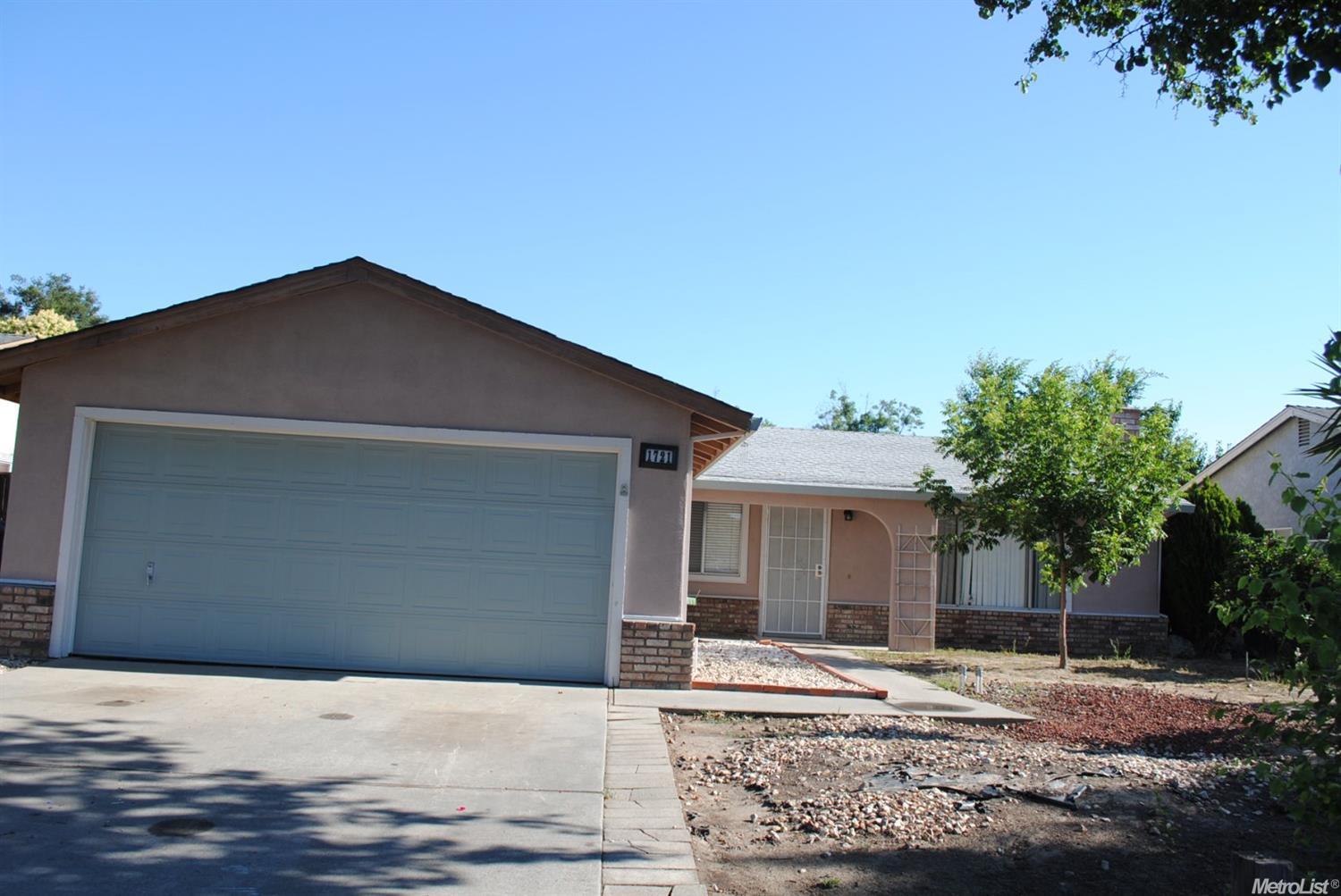 1721 Torrid Ave, Modesto, CA 95358 photo 1